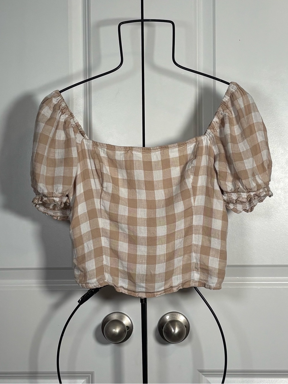 Abercrombie & Fitch Beige and White Gingham Puff-Sleeve Crop Top